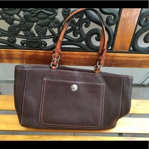 Coach beautiful handbag tote